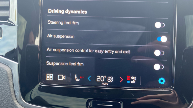 Volvo XC90 2.0 B5P [250] Ultra Dark 5dr AWD Geartronic Petrol Estate